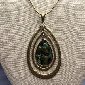 Canvas Style Gold Plated Triple Teardrop Abalone Pendant with Snake Chain EUC